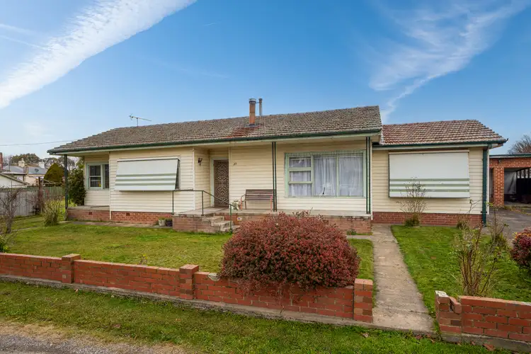 27-29 Adelaide Lane, Blayney NSW 2799