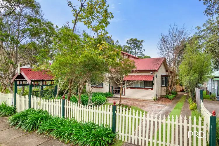 17 Moorecourt Avenue, Springwood NSW 2777