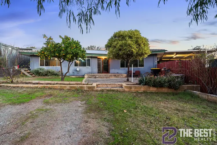 8 Kevin Road, Kelmscott WA 6111