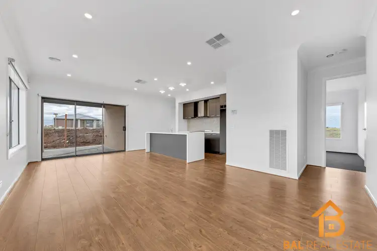 Second view of Homely house listing, 25 Haybale Circuit, Tarneit VIC 3029