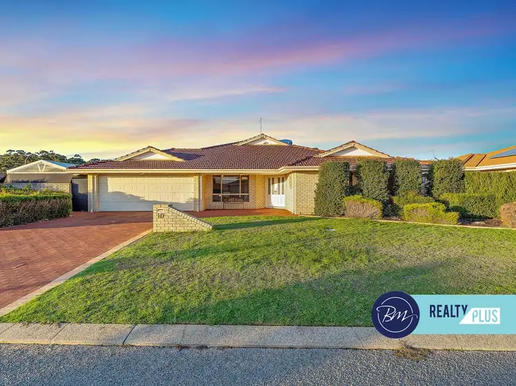 10 Blondell Drive, Lake Coogee WA 6166