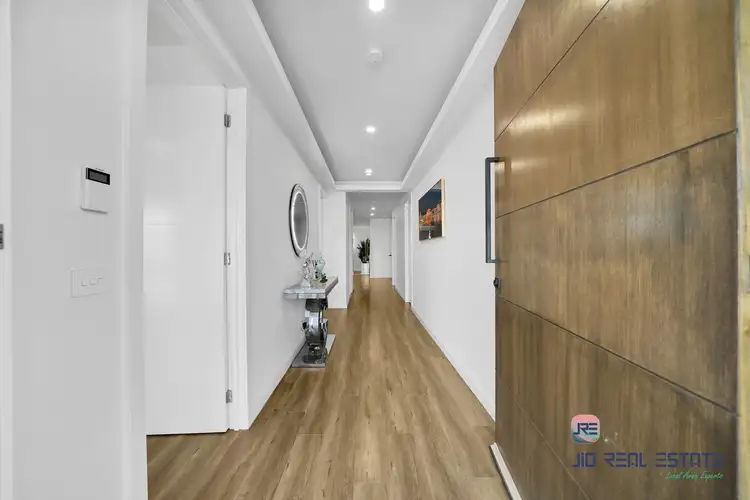Third view of Homely house listing, 7 Loch Street, Thornhill Park VIC 3335