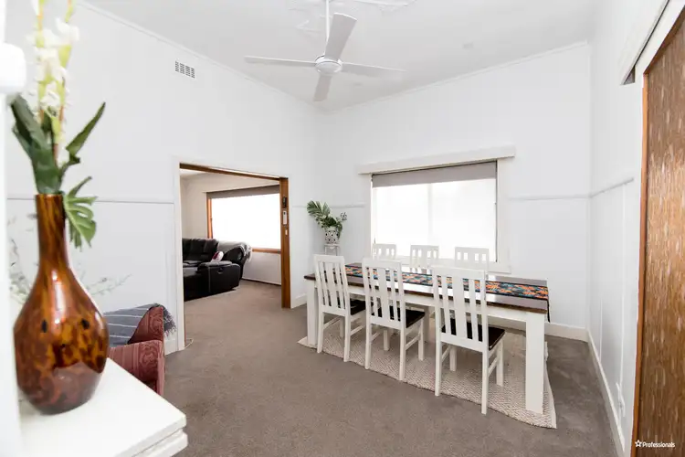 Fourth view of Homely house listing, 2 Clifford Street, Hamilton VIC 3300