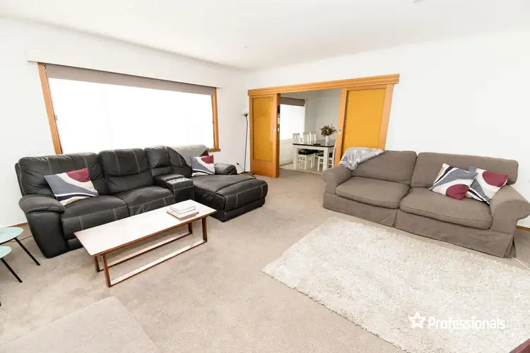 Fifth view of Homely house listing, 2 Clifford Street, Hamilton VIC 3300