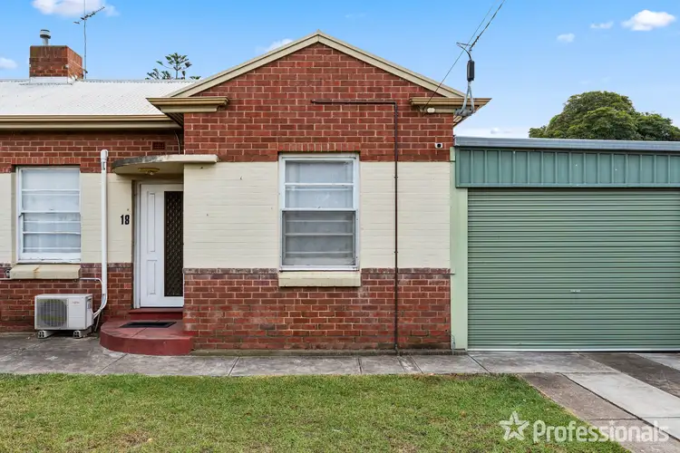 18 Second Avenue, Woodville Gardens SA 5012