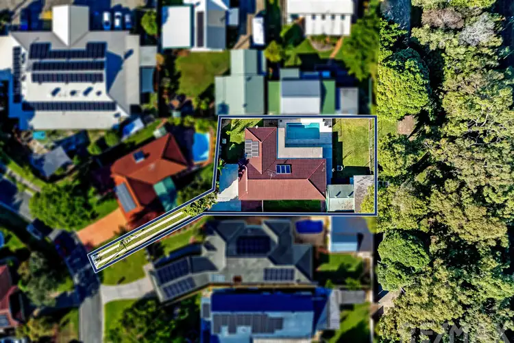 Second view of Homely house listing, 9 Tathra Court, Redland Bay QLD 4165