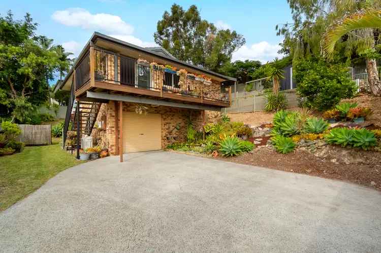 2/100 Explorers Way, Highland Park QLD 4211