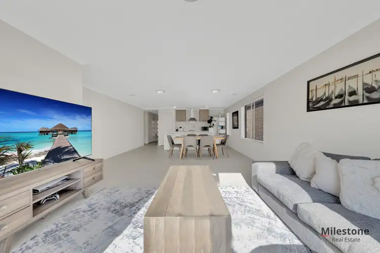 8 Jolimont Road, Point Cook VIC 3030