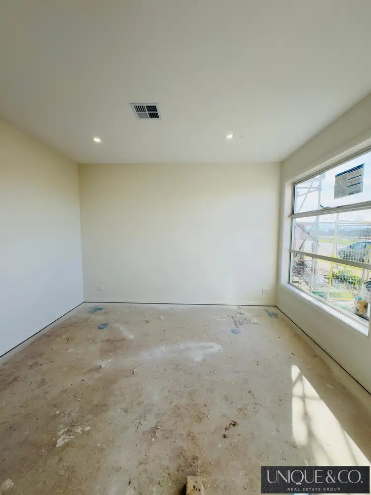 Sixth view of Homely house listing, 28 Sparrowhawk Crescent, Deanside VIC 3336