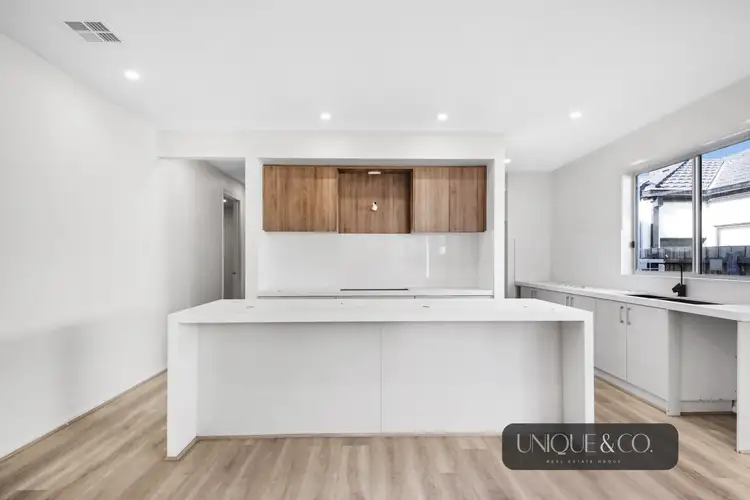 160 Sinclairs Road, Deanside VIC 3336