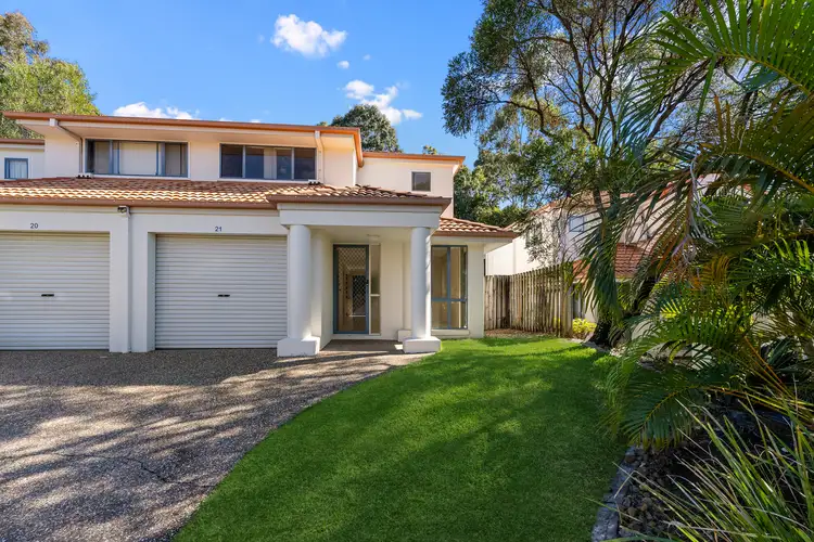 21/2 Studio Drive, Pacific Pines QLD 4211