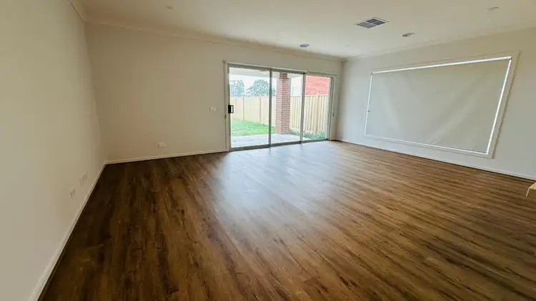 Fifth view of Homely house listing, 22 Bushranger Circuit, Beveridge VIC 3753