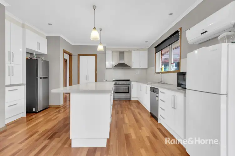Fifth view of Homely house listing, 47 Abbotswood Drive, Hoppers Crossing VIC 3029