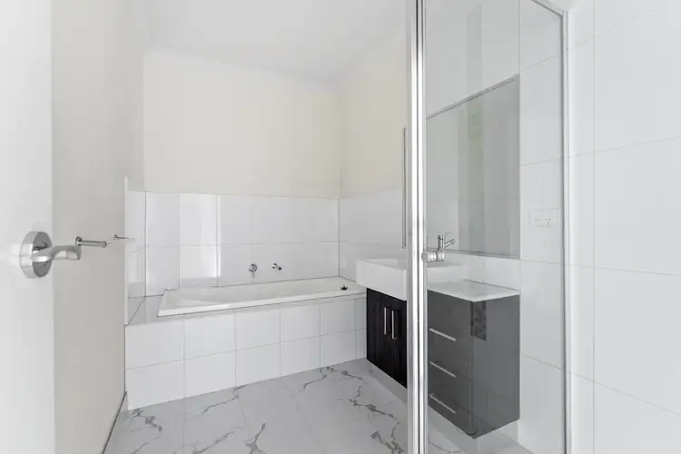 Fifth view of Homely house listing, 6 Lawn Walk, Mernda VIC 3754