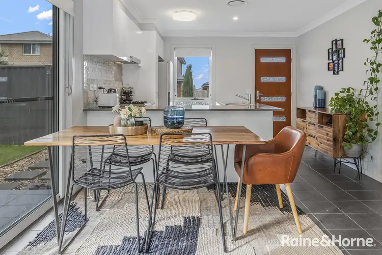 85B Mary Ann Drive, Glenfield NSW 2167