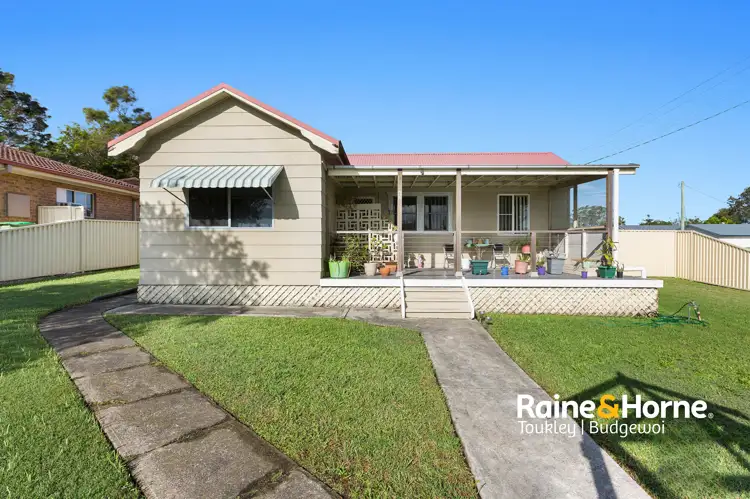 63 Pearce Road, Kanwal NSW 2259