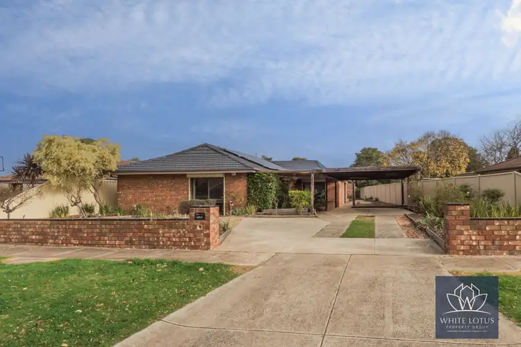10 Heritage Way, Melton West VIC 3337