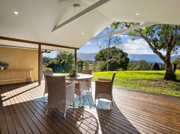 15 Mahers Road