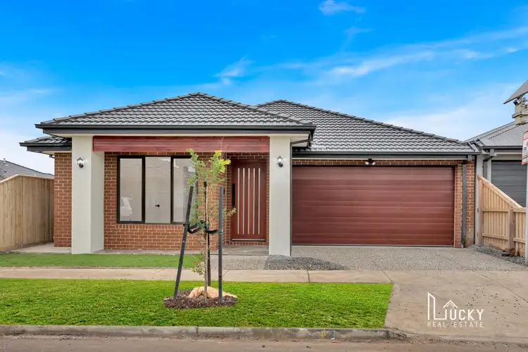 11 Englefield Street, Donnybrook VIC 3064
