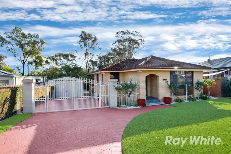 27 Garrick Road, St Clair NSW 2759