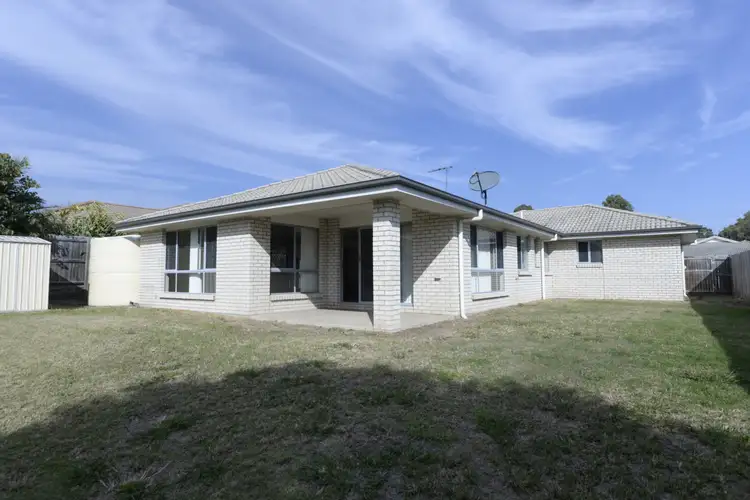 8 Walnut Crescent, Lowood QLD 4311