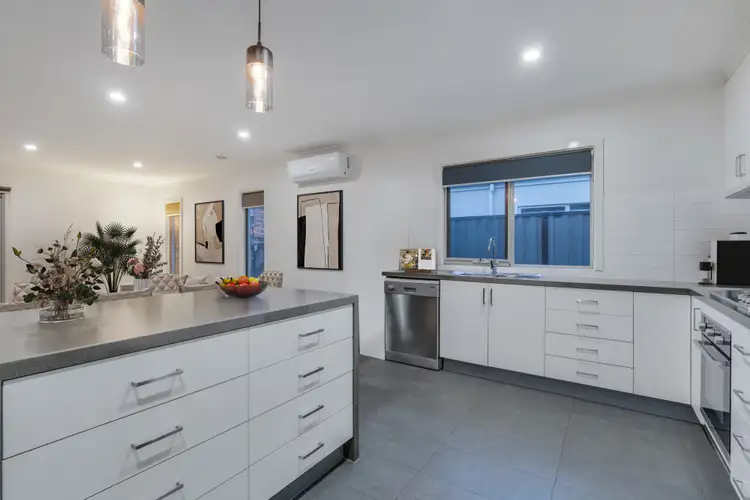 Seventh view of Homely house listing, 107 Sustainable Drive, Craigieburn VIC 3064