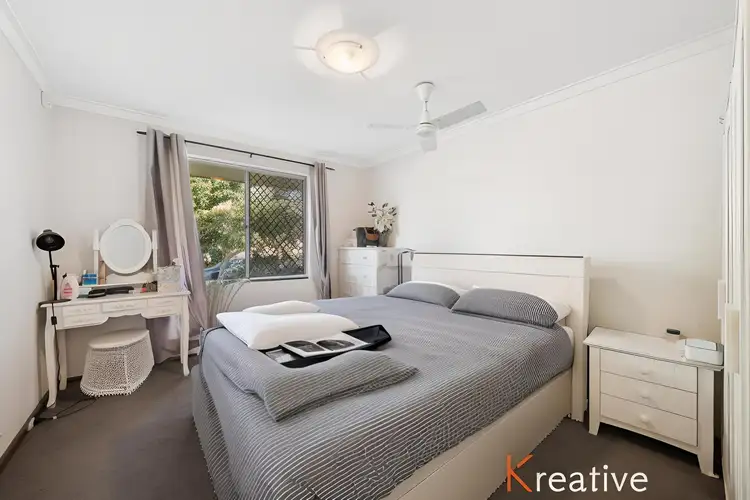 16 Stephen Street, Queens Park WA 6107