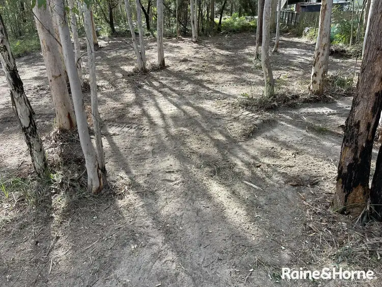 7 Shore Street, Russell Island QLD 4184