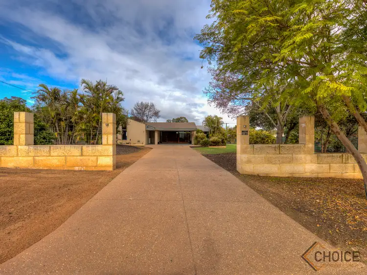 18 Pruiti Crescent, Lesmurdie WA 6076