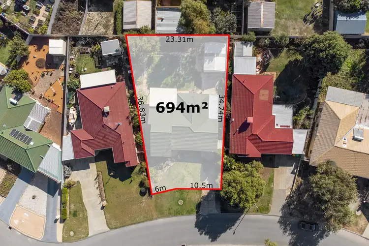 8 Cutter Road, Waikiki WA 6169