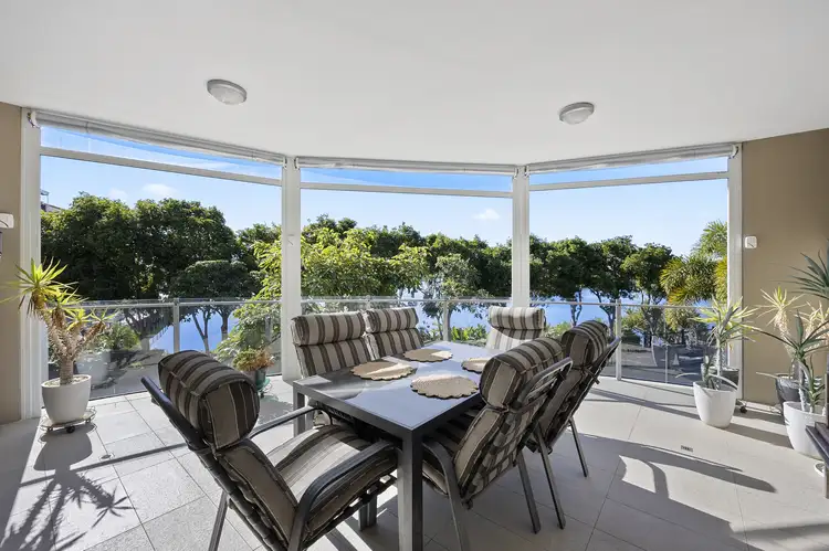 9/3046 Quay South Drive, Carrara QLD 4211