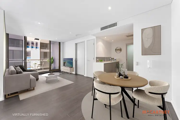 19 Grandstand Parade