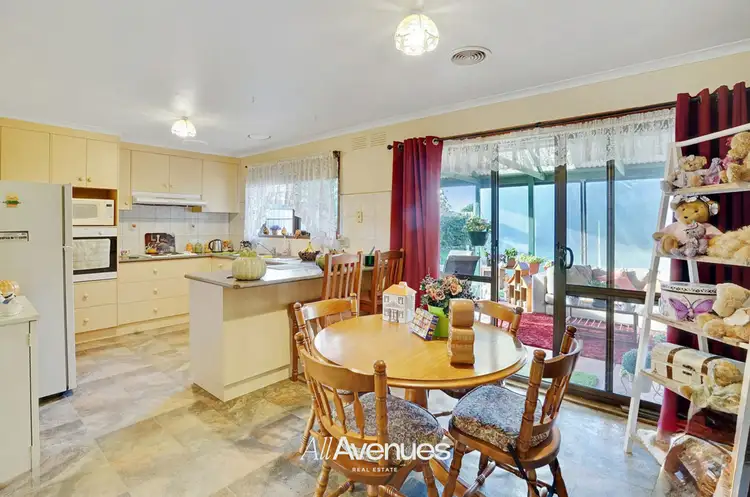 Fourth view of Homely house listing, 10 Murray Court, Cranbourne VIC 3977