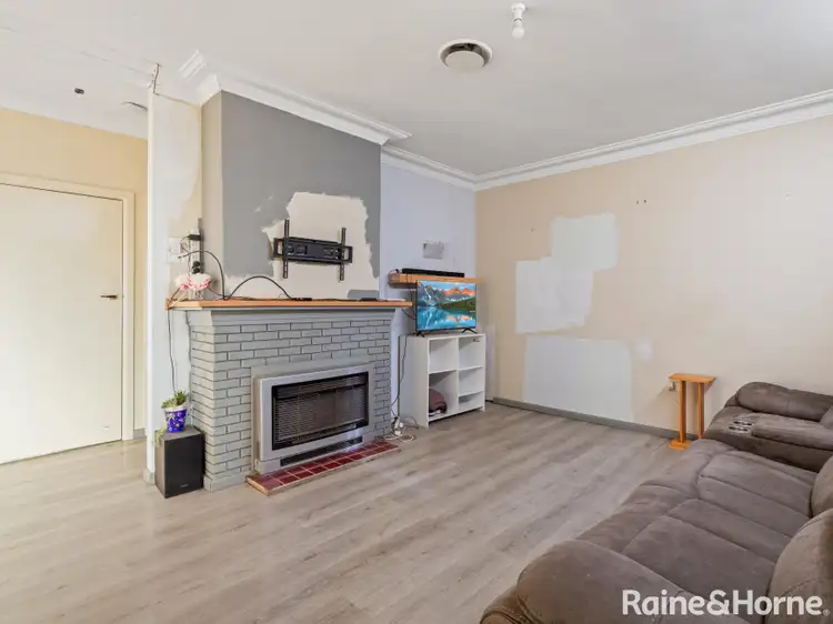 Fifth view of Homely house listing, 12 Daly Street, West Bathurst NSW 2795