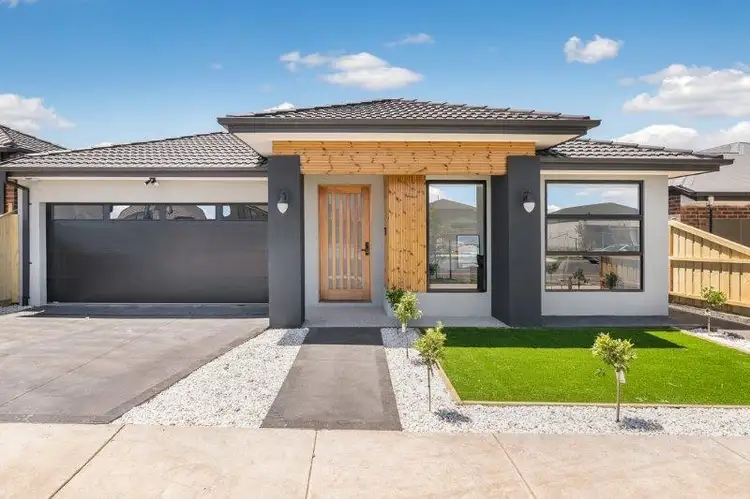 84 Montego Boulevard, Sunbury VIC 3429