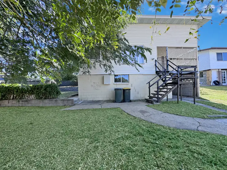 120 Park Street, Park Avenue QLD 4701