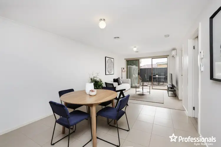 Fifth view of Homely house listing, 39 Lakewood Boulevard, Melton VIC 3337
