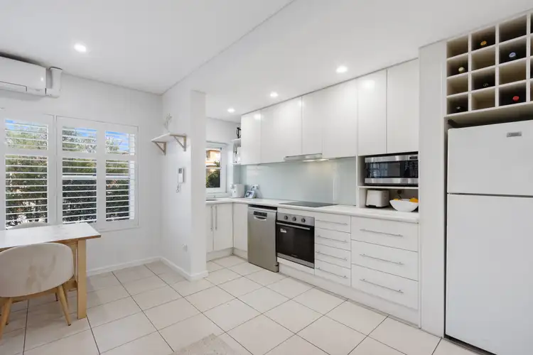 Fourth view of Homely apartment listing, 8/46 Queens Road, Brighton-Le-Sands NSW 2216