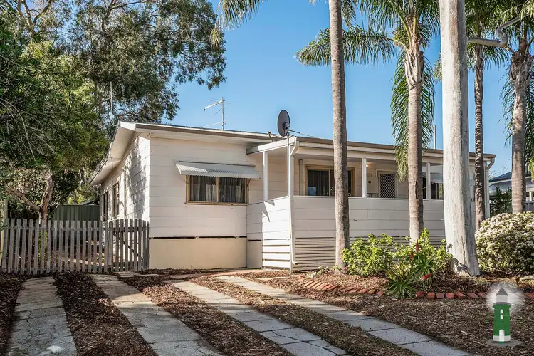 16 Butson Street, Hilton WA 6163