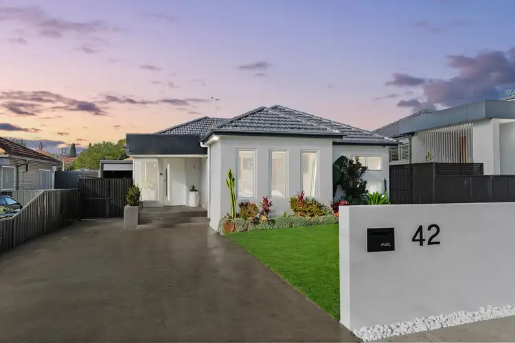 42 Forsyth Street, Kingsgrove NSW 2208