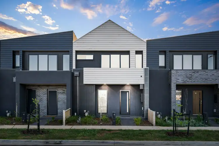 32 Caulonia Drive, Truganina VIC 3029