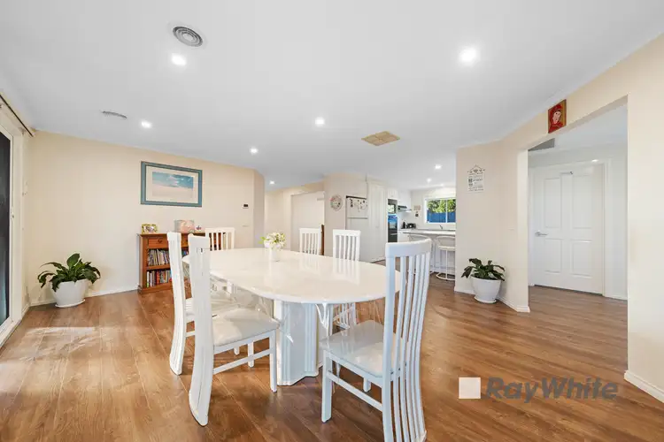 Fourth view of Homely house listing, 28 Serendip Court, Narre Warren VIC 3805