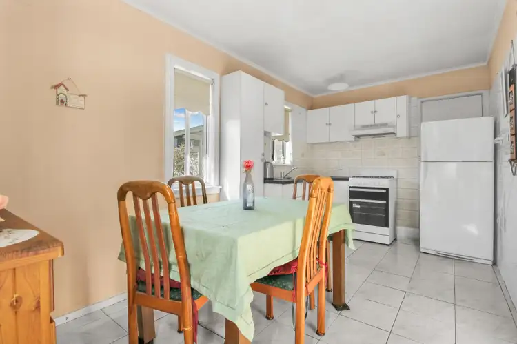 Fourth view of Homely house listing, 21 Finisterre Avenue, Whalan NSW 2770