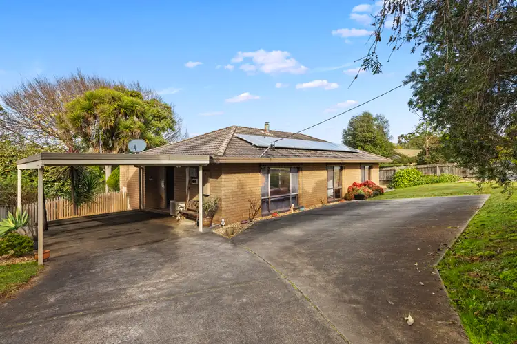 17 Blair Crescent, Leongatha VIC 3953