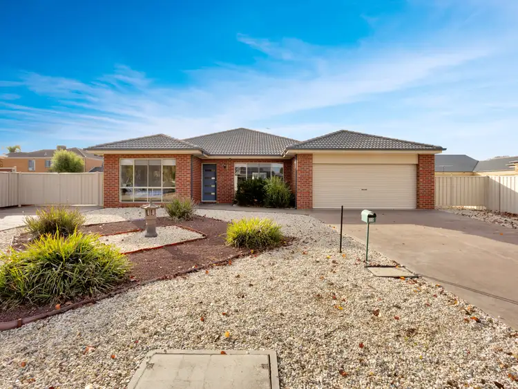 Second view of Homely house listing, 10 Parsons Crescent, Yarrawonga VIC 3730
