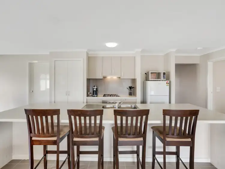 Sixth view of Homely house listing, 10 Parsons Crescent, Yarrawonga VIC 3730