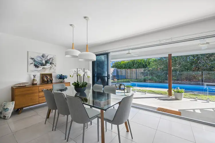 70 Lapoinya Crescent, Warana QLD 4575