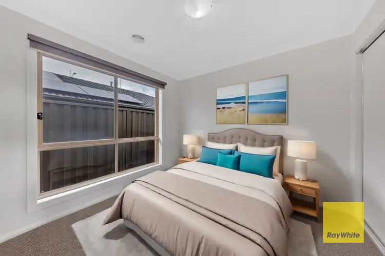 Sixth view of Homely house listing, 19 Phoenix Circuit, Brookfield VIC 3338