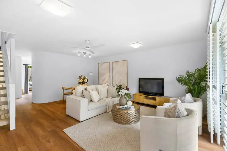 2/81 Sandford Street, St Lucia QLD 4067