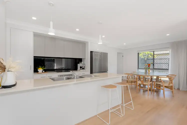 16 San Gabriel Crescent, Upper Coomera QLD 4209
